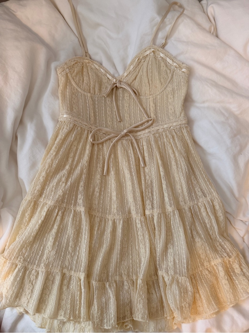 Lace Tiered Slip mini Dress - Cream